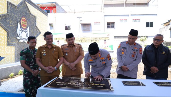 Kapolresta Pekanbaru Resmikan Musholla An-Nusirwan, Benteng Moral Polri & Warga