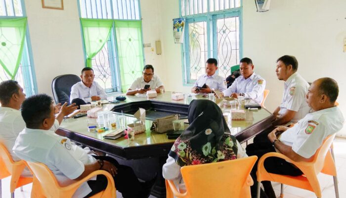 Camat Longkib Safril AA Ajak Kepsek Sinergi Majukan Pendidikan Subulussalam  