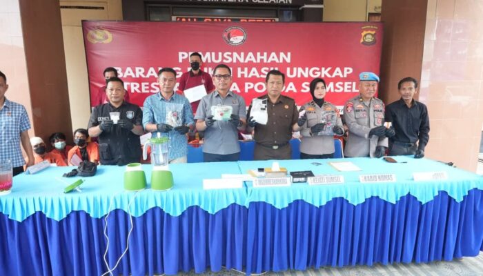 Selamatkan 34 Ribu Jiwa, Polda Sumsel Bakar Ribuan Gram Sabu dan Ekstasi