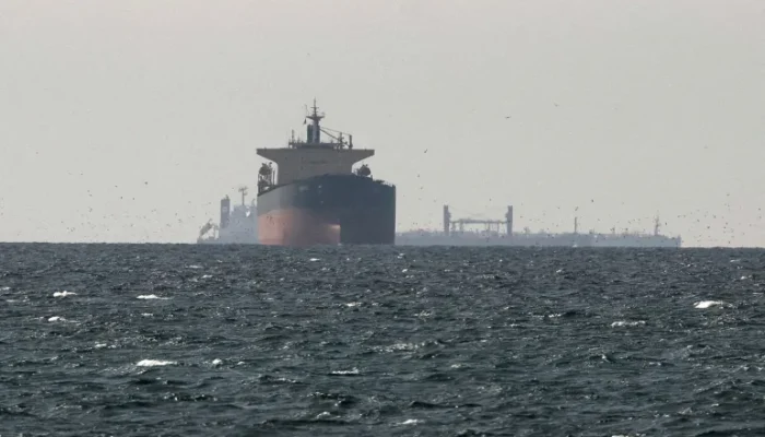 Selat Hormuz Kembali Berdarah! Pasal 5 MoU AS-Iran Picu Saling Serang Kapal