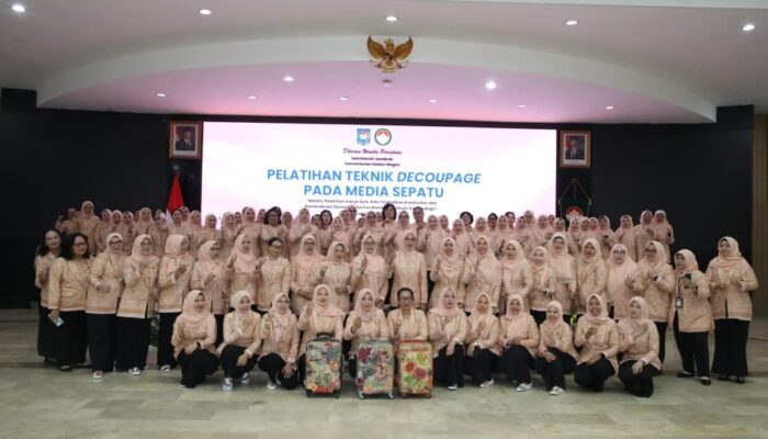 Dorong Kemandirian Ekonomi Keluarga, Ketua DWP Kemendagri Ajak Anggotanya Kembangkan Kreativitas