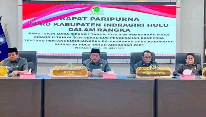 Ketua DPRD Inhu Sabtu P. Sinurat Pimpin Paripurna Penutupan Masa Sidang I dan Pengesahan Ranperda Pertanggungjawaban APBD 2025