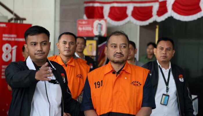 Bupati Pemalang Di OTT, Menariknya Oknum Internal KPK Ikut Terjaring
