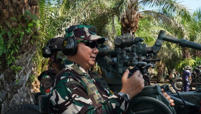 Kasdam XIX Tuanku Tambusai Tinjau Latihan Rudal Starstreak dan Meriam 57 di Bengkalis