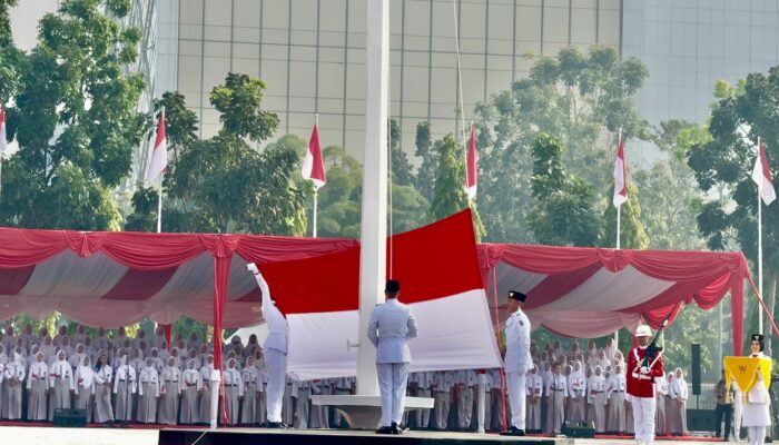 Saat Merah Putih Berkibar di Riau, Pangdam XIX/Tuanku Tambusai Berdiri Bersama Para Pemimpin Daerah