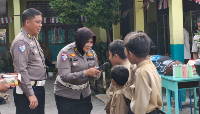 Polantas Karib Sambangi SD Muhammadiyah 3, Edukasi Keselamatan Berlalu Lintas dan Tanamkan Kepedulian Lingkungan Sejak Dini