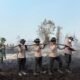 Jelang HUT ke-78, Polwan Polda Riau Turun Langsung Tangani Karhutla di Pelalawan dan Rohil