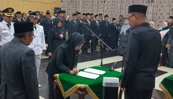 Lantik 80 Pejabat, Bupati Inhu Tegaskan Jabatan ASN Bukan untuk Diperjualbelikan