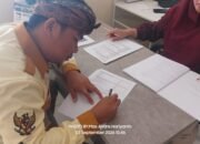 FOTO: Penandatangan & Serah Terima Akta Pendirian & SK Kemenhumham Yayasan Suara Utama Indonesia Oleh Pendiri dan Pembina Andre Hariyanto dan Notaris serta Staf Notaris Rizqy Aulia Fitri, S.H., M.Kn di Kota Mojokerto (Aisyah Putri Widodo/SUARA UTAMA)