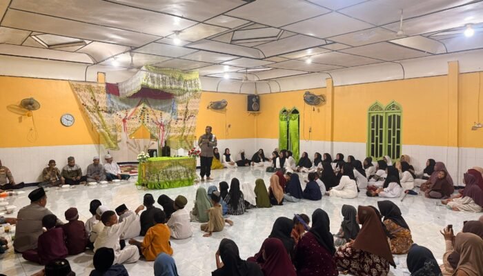 Peringatan Maulid Nabi Muhammad SAW, Polres Rohil Perkuat Pendekatan Agamis kepada Masyarakat Panipahan