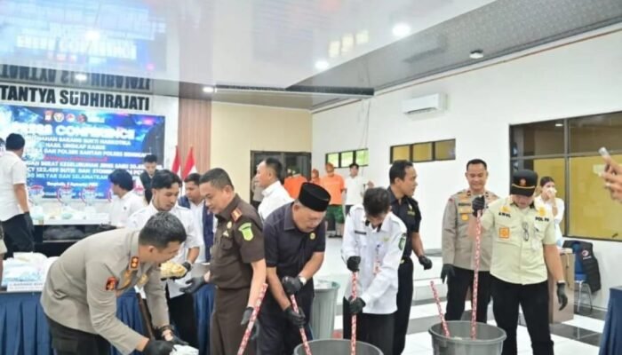 Polres Bengkalis Musnahkan Sabu 30 Kg dan Ekstasi 122 Ribu Butir Senilai Rp80 Miliar