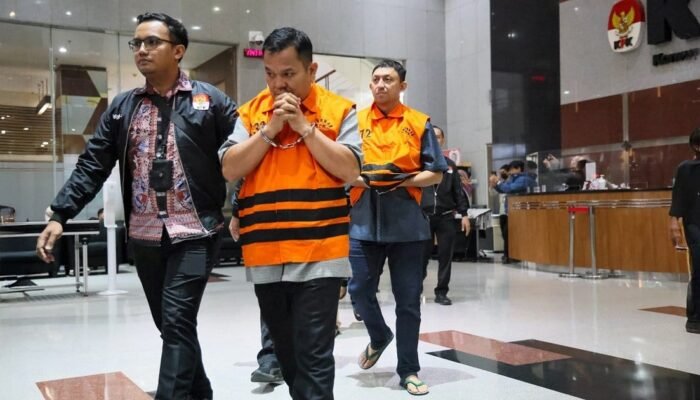 KPK OTT 8 Tersangka Suap di Kementerian ATR/BPN, Sita Rp106,3 Miliar – Konstruksi Lengkap