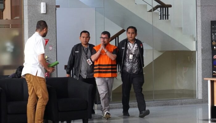 KPK Tangkap Tangan Bupati Bolaang Mongondow Utara SJL Dugaan Pemerasan Fee Proyek 10 Persen