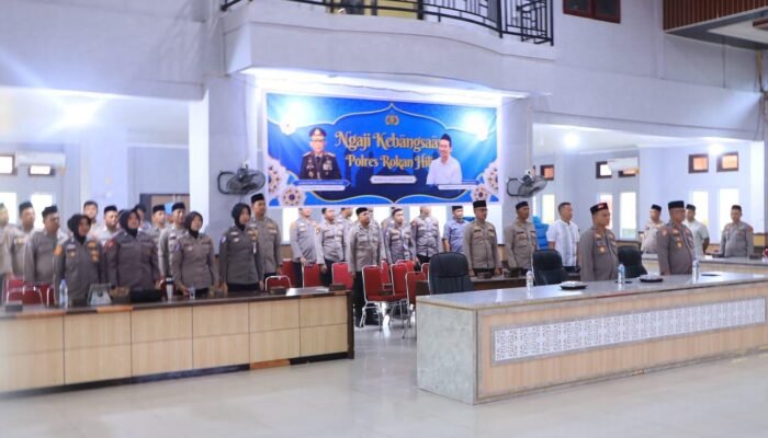 Ngaji Kebangsaan Bersama Kapolri & Gus Baha, Polres Rohil Perkuat Nilai Rohani dan Kebangsaan Personel