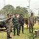 Pererat Kerjasama Pengamanan Batas Negara, Pos Gabma Nanga Badau Satgas Yonarmed 13/Nanggala Terima Kunjungan Panglima 3 Briged TDM