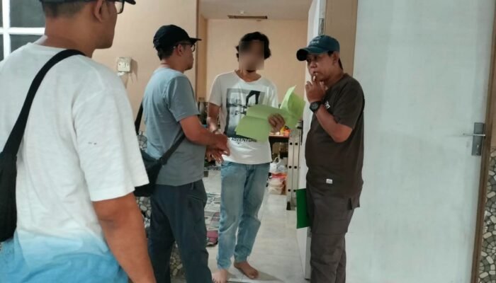 Tim Satgas SIRI Amankan DPO Tersangka Korupsi Proyek Pujasera Kapal Majapahit di Mojokerto