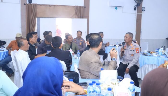 Kapolres Inhil Gelar Coffee Morning Bersama Media, Sosialisasikan Program Perlinsos Digital