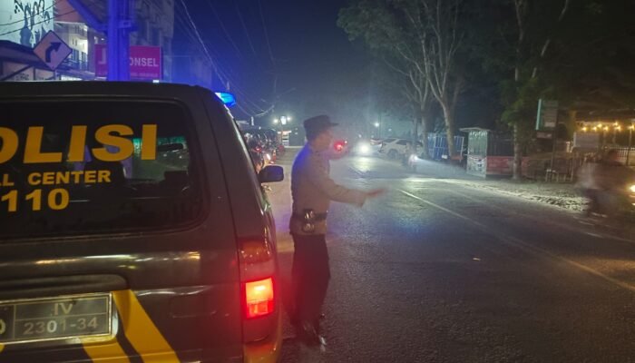 MALAM MINGGU! Patroli Blue Light di Tanah Putih Jaga Keamanan Malam & Tertib Lalin – Cegah C3, Narkoba, Sajam, Balap Liar!