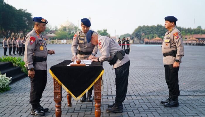 WADANKORBRIMOB BERGANTI! Irjen Pol Victor Alexander Lateka Resmi Menjabat Wadankorbrimob Polri – Sertijab di Mako Korbrimob Kelapadua Depok Dipimpin Dankorbrimob Komjen Ramdani Hidayat!