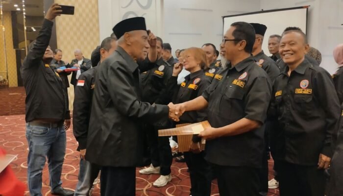 Resmi Dilantik di Hotel Alpha Pekanbaru, Muhamad Pimpin DPC AWI Inhil Periode 2026-2031, Idham Rizal Jadi Sekjen