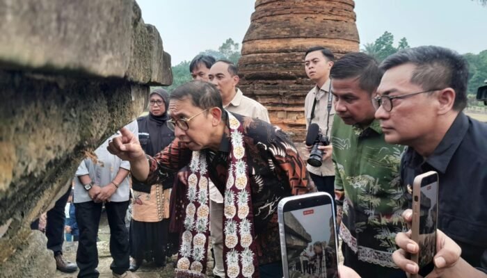Menteri Kebudayaan Fadli Zon Tinjau Candi Muara Takus, Temukan Situs Baru 100 Meter dari Zona Inti