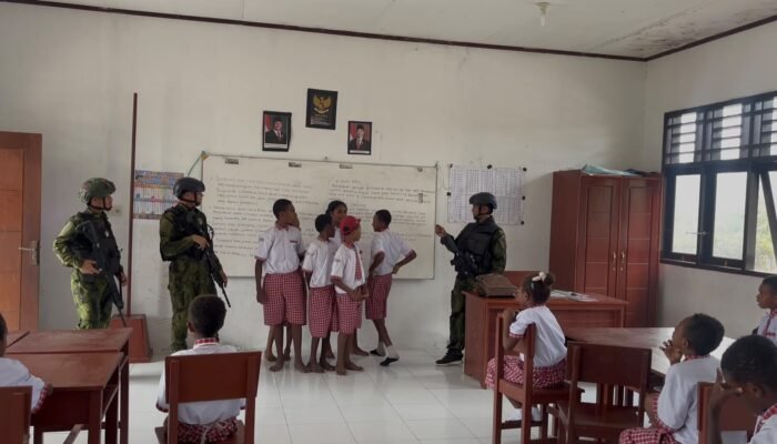 Mengajar Dengan Hati, Pos Aroba Yonif 147 Goes to School