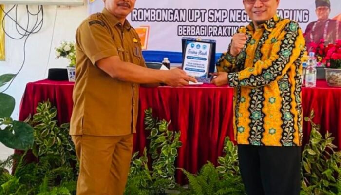 Jadi Sekolah Rujukan Prestasi Smpn 4 Siak Hulu Terima Studi Tiru dari Smpn 3 Tapung