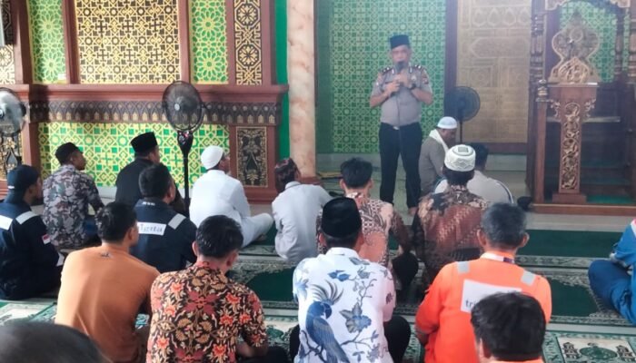 Polres Rohil Gelar Jumat Keliling di Masjid Nurul Iman Tanah Putih