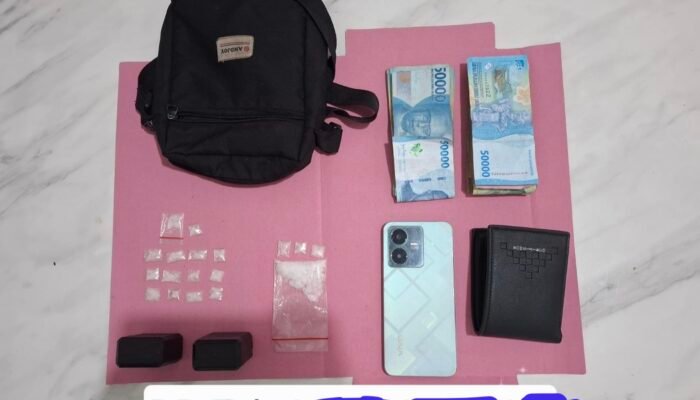 Polsek Bagan Sinembah Ungkap Peredaran 124,5 Gram Sabu di Areal Kebun Sawit – Tiga Orang Diamankan, 2 Buron!
