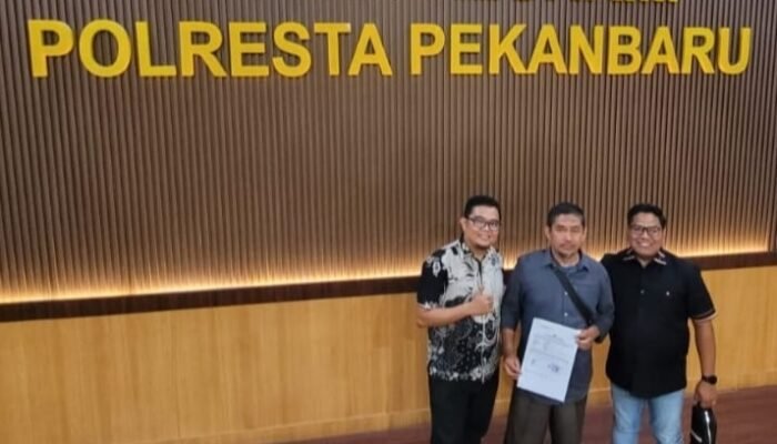 Asyik Dijanjikan, Rio Laporkan Inisial Z Ke Polresta Pekanbaru – Pinjam 50 Juta Sejak 2024 Tak Dibayar, Janji Gadai Mobil Jual Rumah Kebun Sawit!